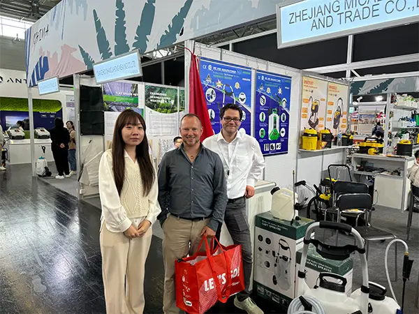 Crosstec maakt zijn debuut op de International Horticultural and Agricultural Technology Exhibition