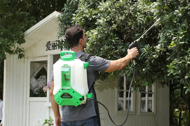 15L Backpack Sprayer Diaphragm Pump with 18V 2.6A Battery